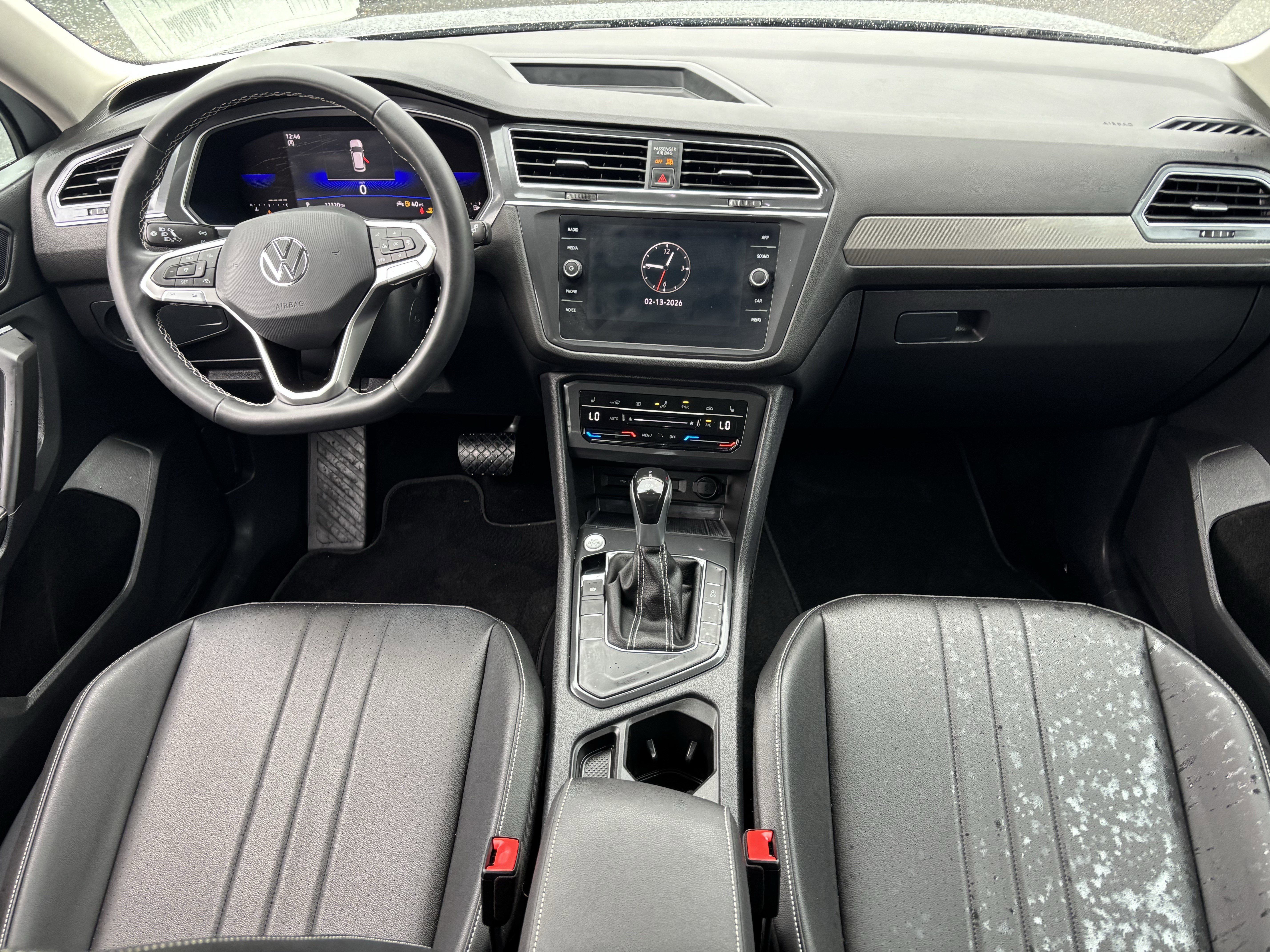 Certified 2023 Volkswagen Tiguan SE w/ Panoramic Sunroof Package image 11