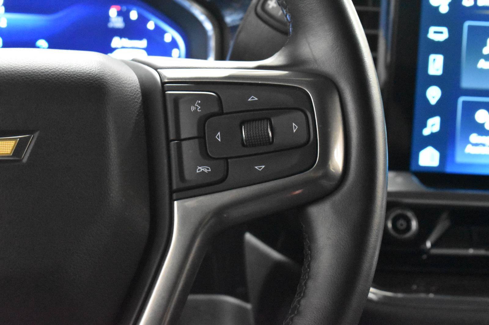 Used 2024 Chevrolet Silverado 1500 LT AWD/4WD image 12