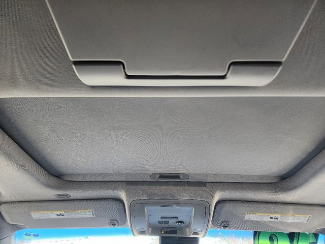 Used 2016 GMC Yukon SLT w/ Open Road Package image 31