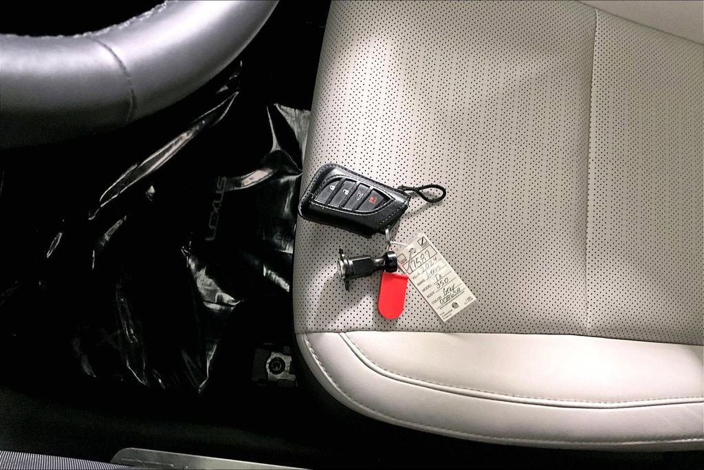 Used 2024 Lexus TX 350 FWD w/ Cold Weather Package image 10