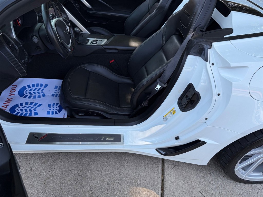 Used 2016 Chevrolet Corvette Z06 w/ 3LZ Preferred Equipment Group image 51