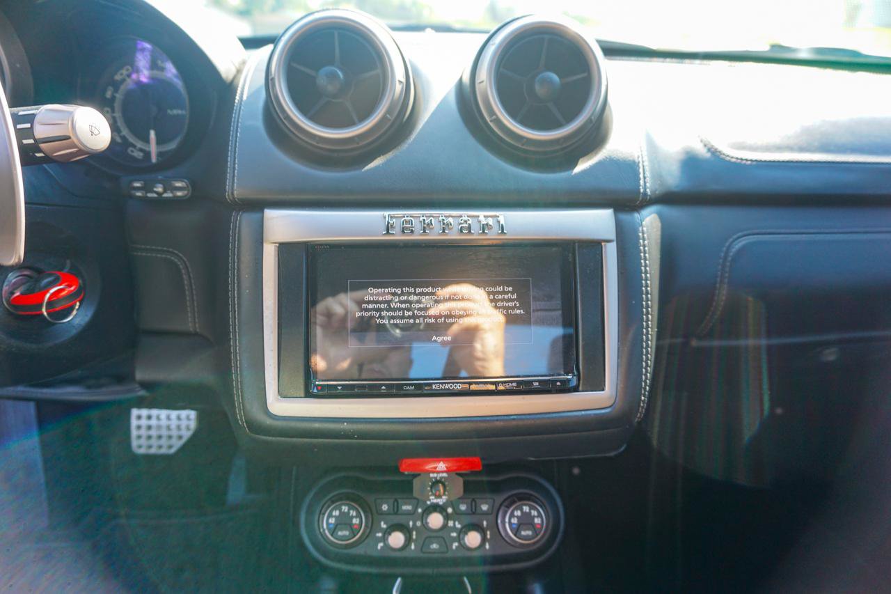 Used 2011 Ferrari California RWD image 24