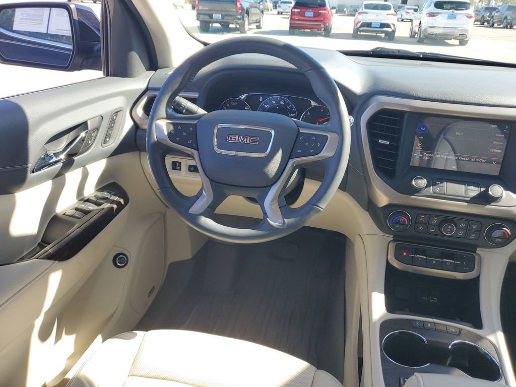 Used 2021 GMC Acadia Denali w/ Denali Technology Package image 15