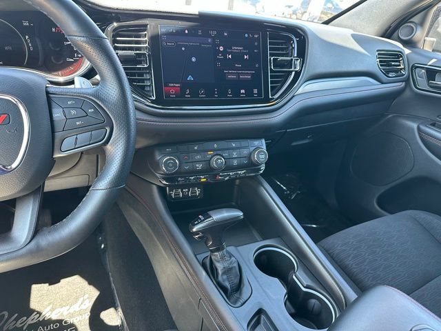 Used 2025 Dodge Durango GT AWD/4WD image 22