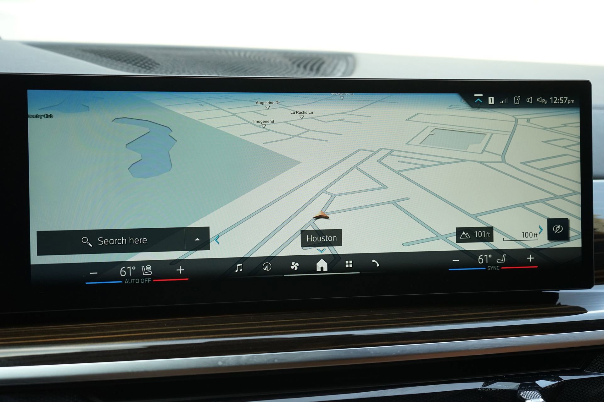 Used 2026 BMW X6 xDrive40i image 15
