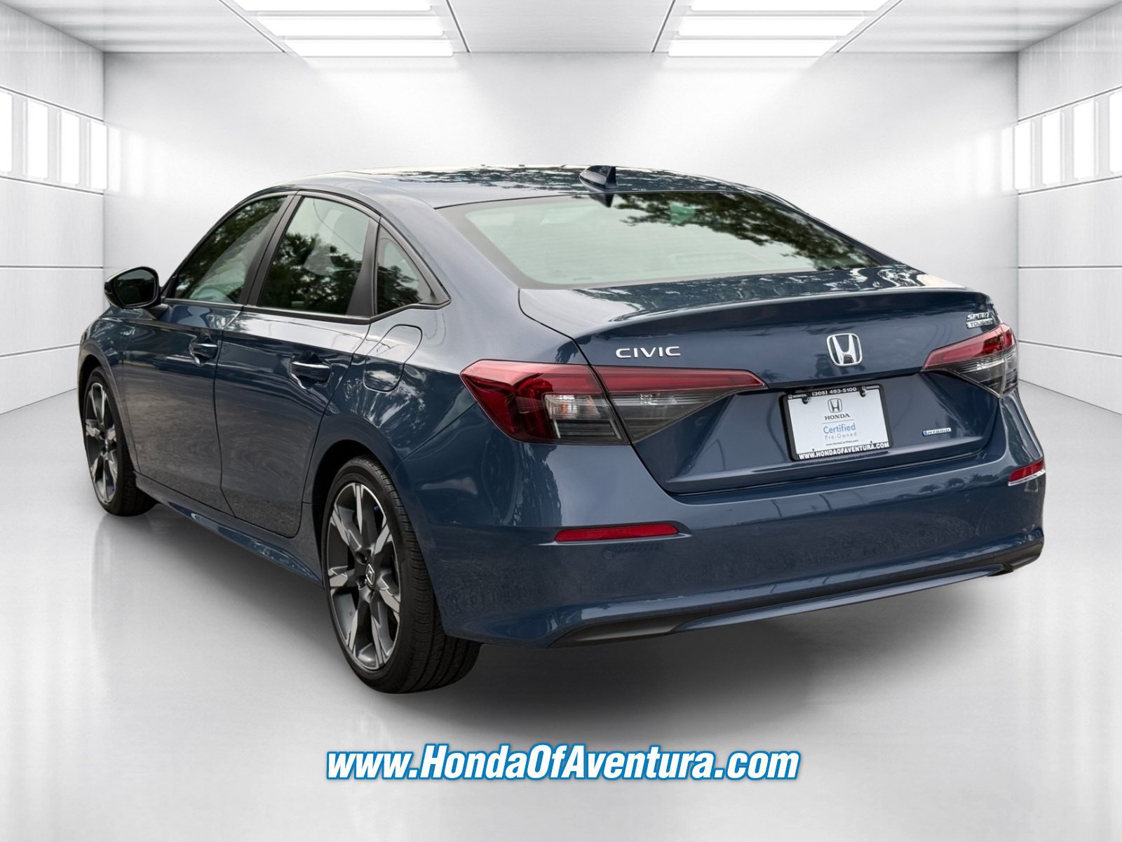Certified 2025 Honda Civic Sport image 4