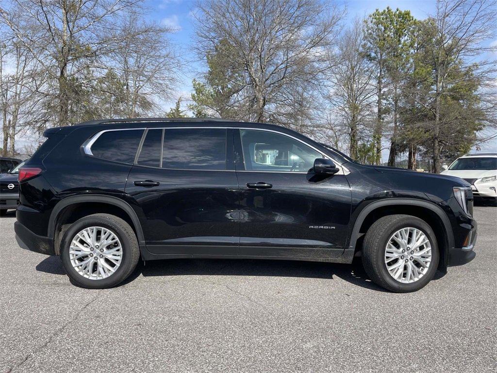 Used 2024 GMC Acadia Elevation image 2