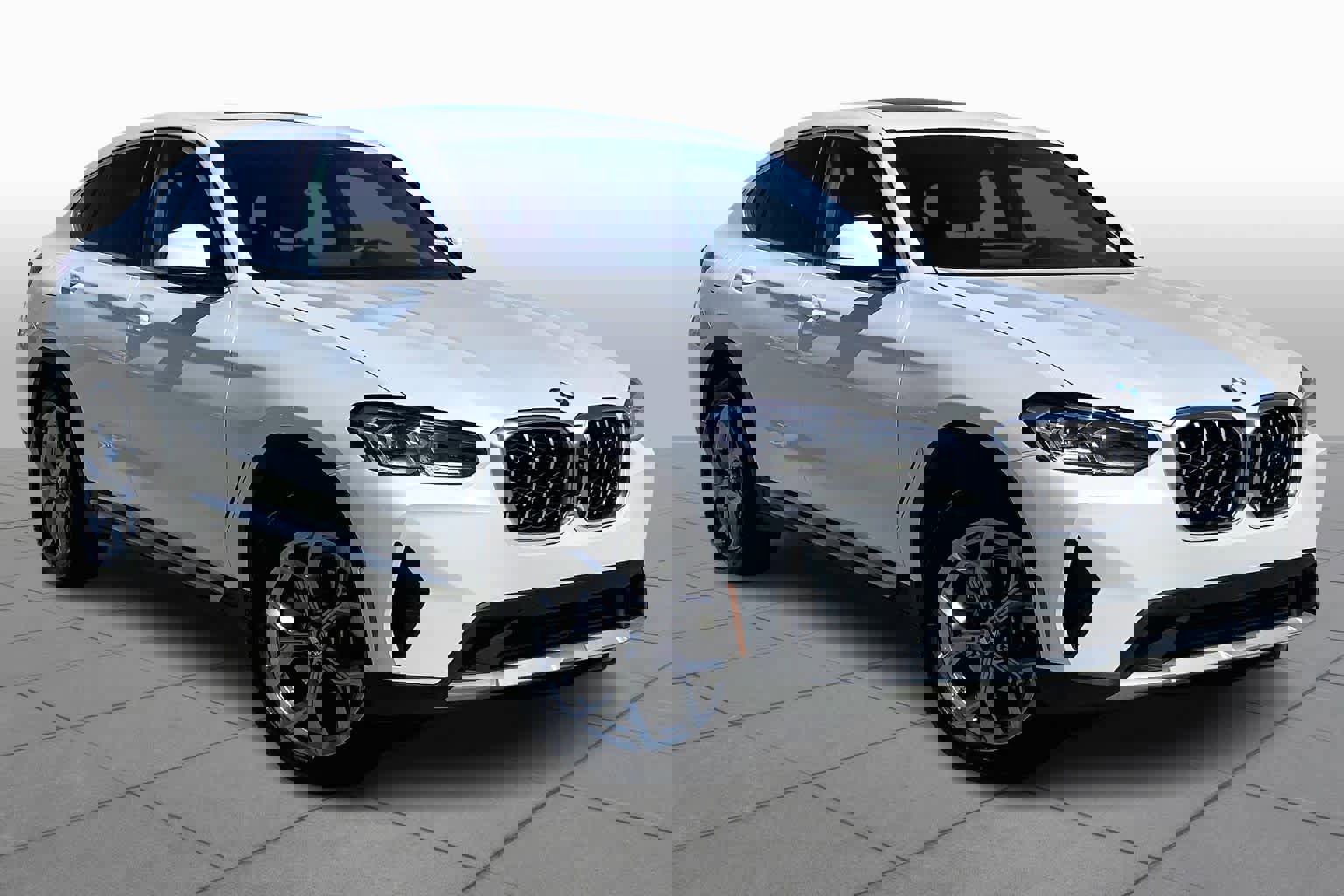 Used 2025 BMW X4 xDrive30i image 2