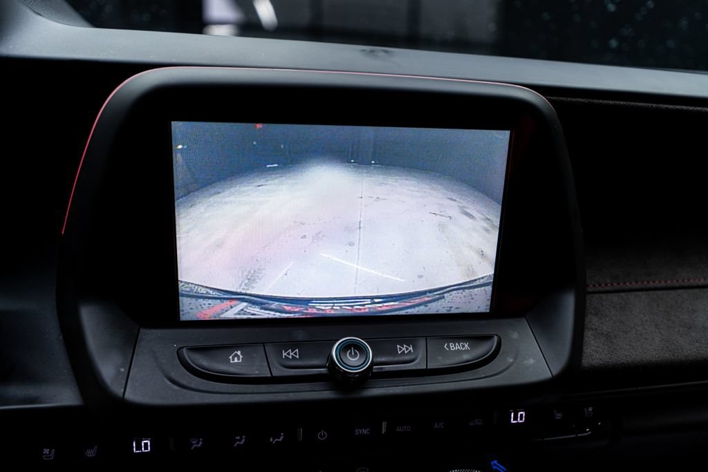 Used 2018 Chevrolet Camaro ZL1 RWD image 31