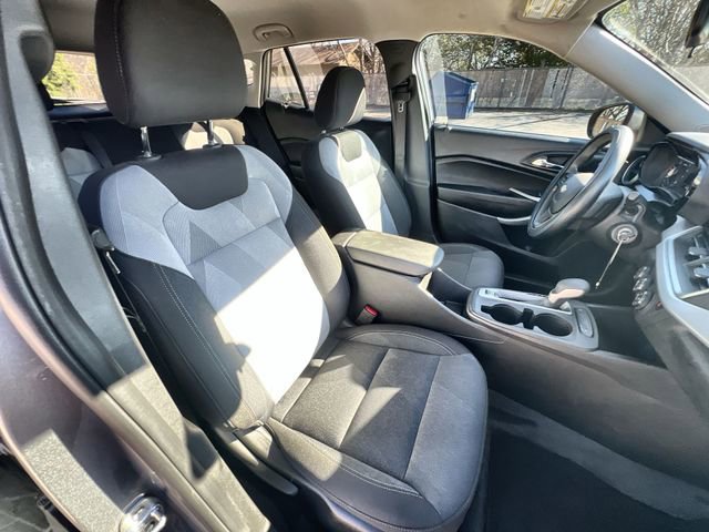 Certified 2025 Chevrolet Trax LS w/ LS Convenience Package image 26