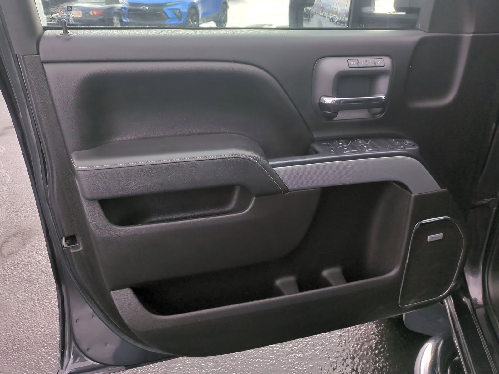 Used 2016 Chevrolet Silverado 3500 LTZ w/ Duramax Plus Package image 10