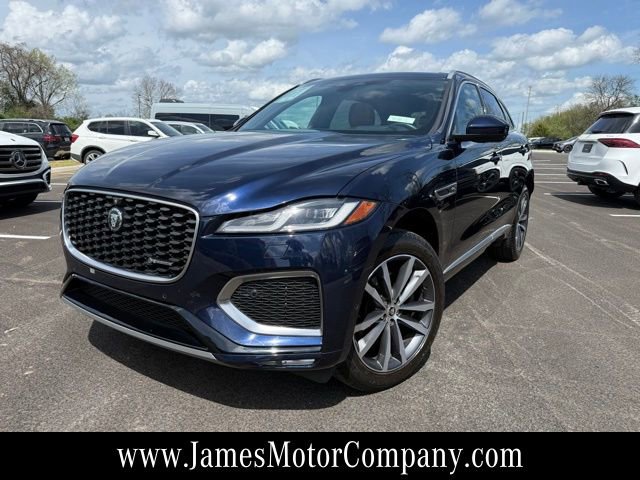 Used 2025 Jaguar F-PACE R-Dynamic S image 1