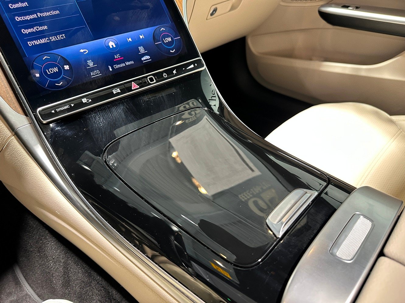 Certified 2023 Mercedes-Benz C 300 4MATIC Sedan image 25