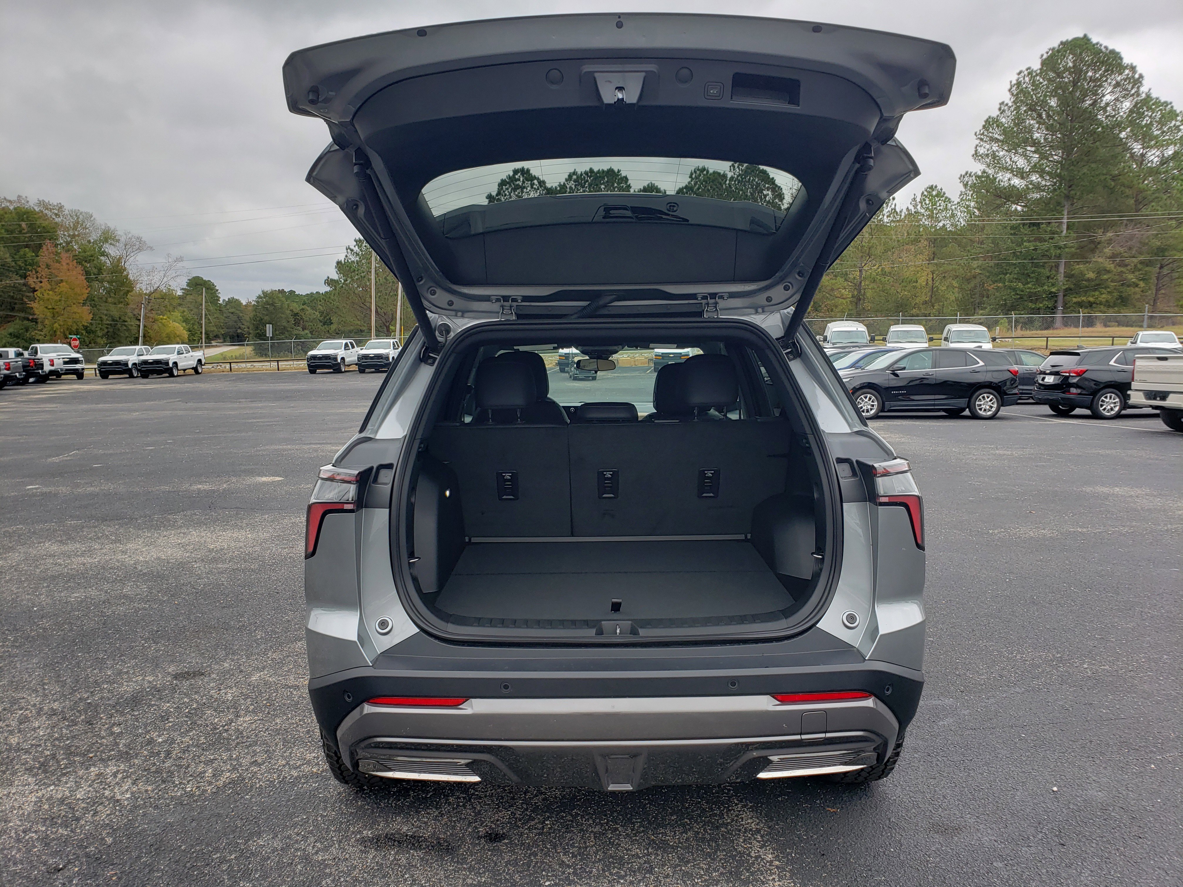 New 2026 Chevrolet Equinox ACTIV image 9
