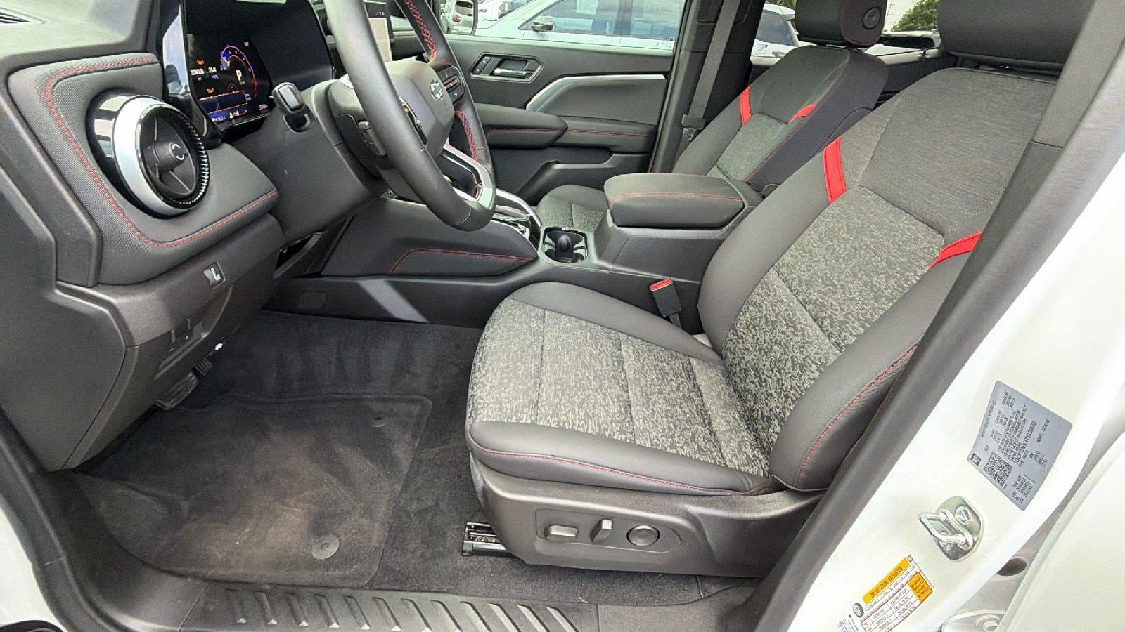 New 2026 Chevrolet Colorado Z71 AWD/4WD image 16