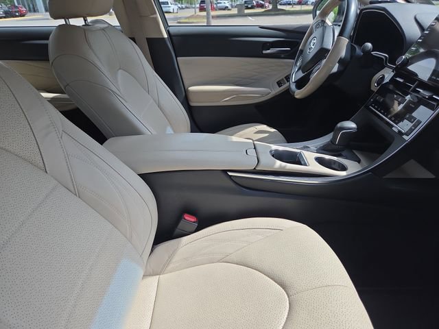 Used 2019 Toyota Avalon Limited w/ Advanced Safety Package image 12