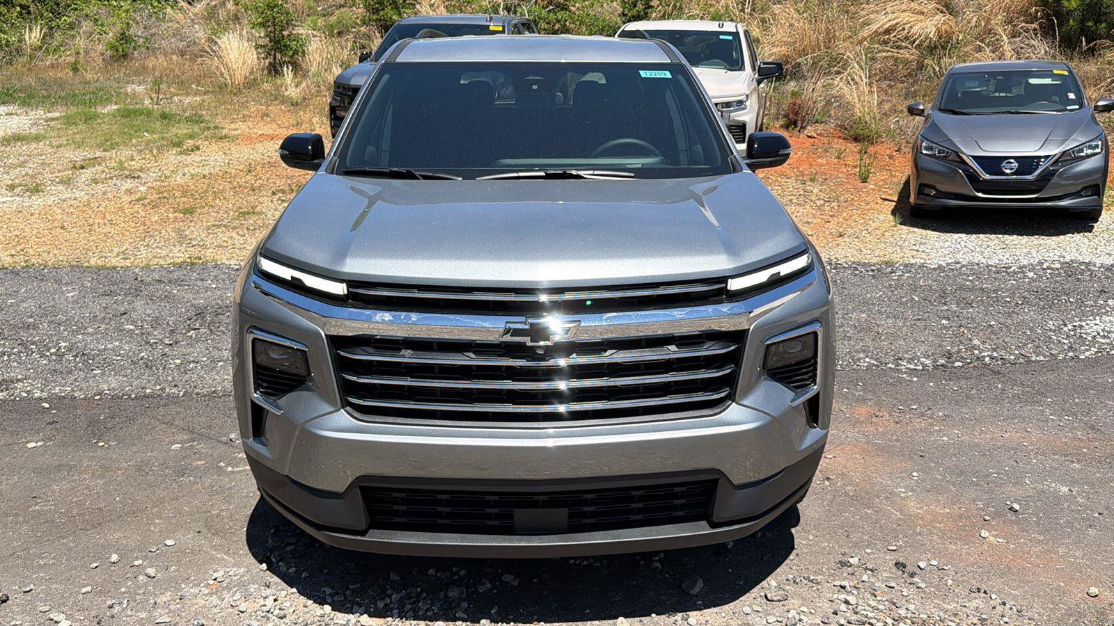 New 2026 Chevrolet Traverse LT FWD image 2