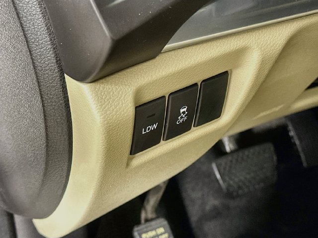 Used 2015 Acura MDX w/ Technology Package AWD/4WD image 25
