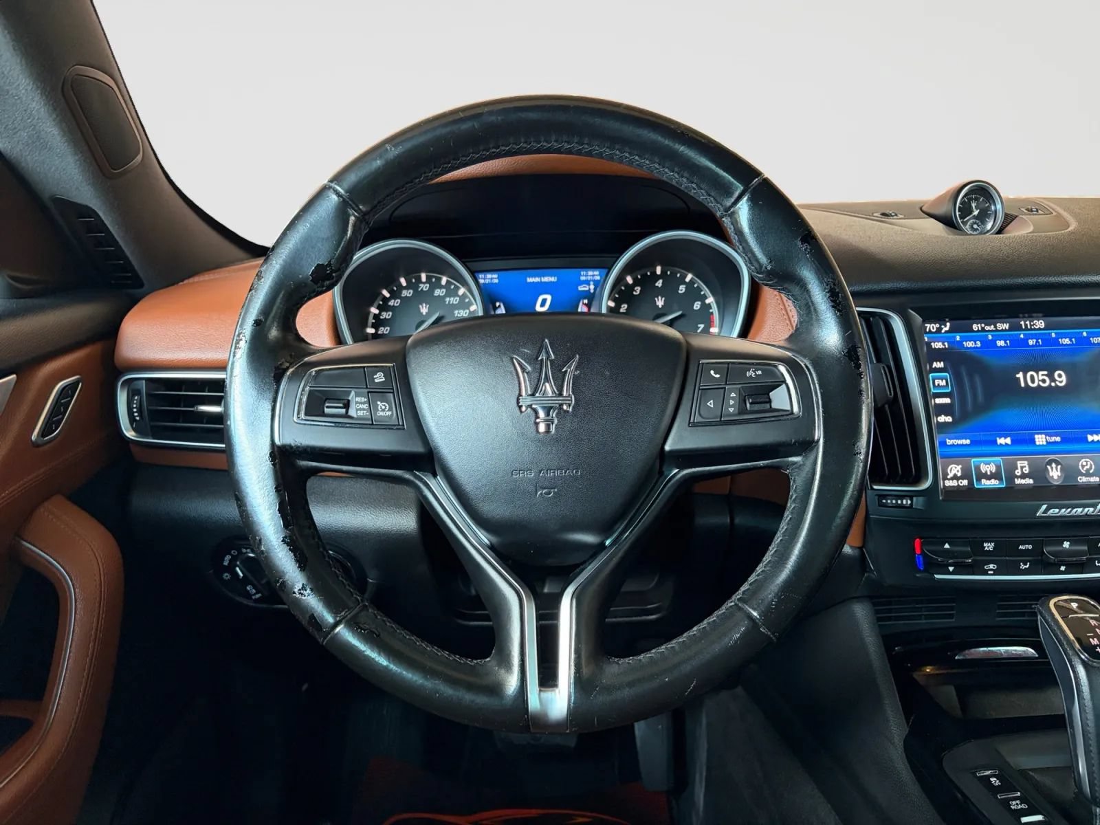 Used 2019 Maserati Levante AWD/4WD image 28