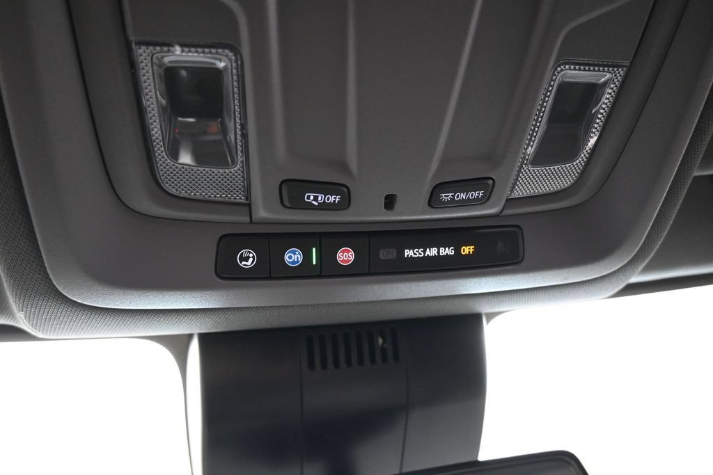 Used 2025 Chevrolet Silverado 1500 RST RWD image 31