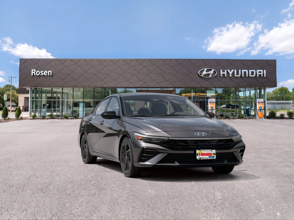 New 2026 Hyundai Elantra SEL Sport FWD image 3