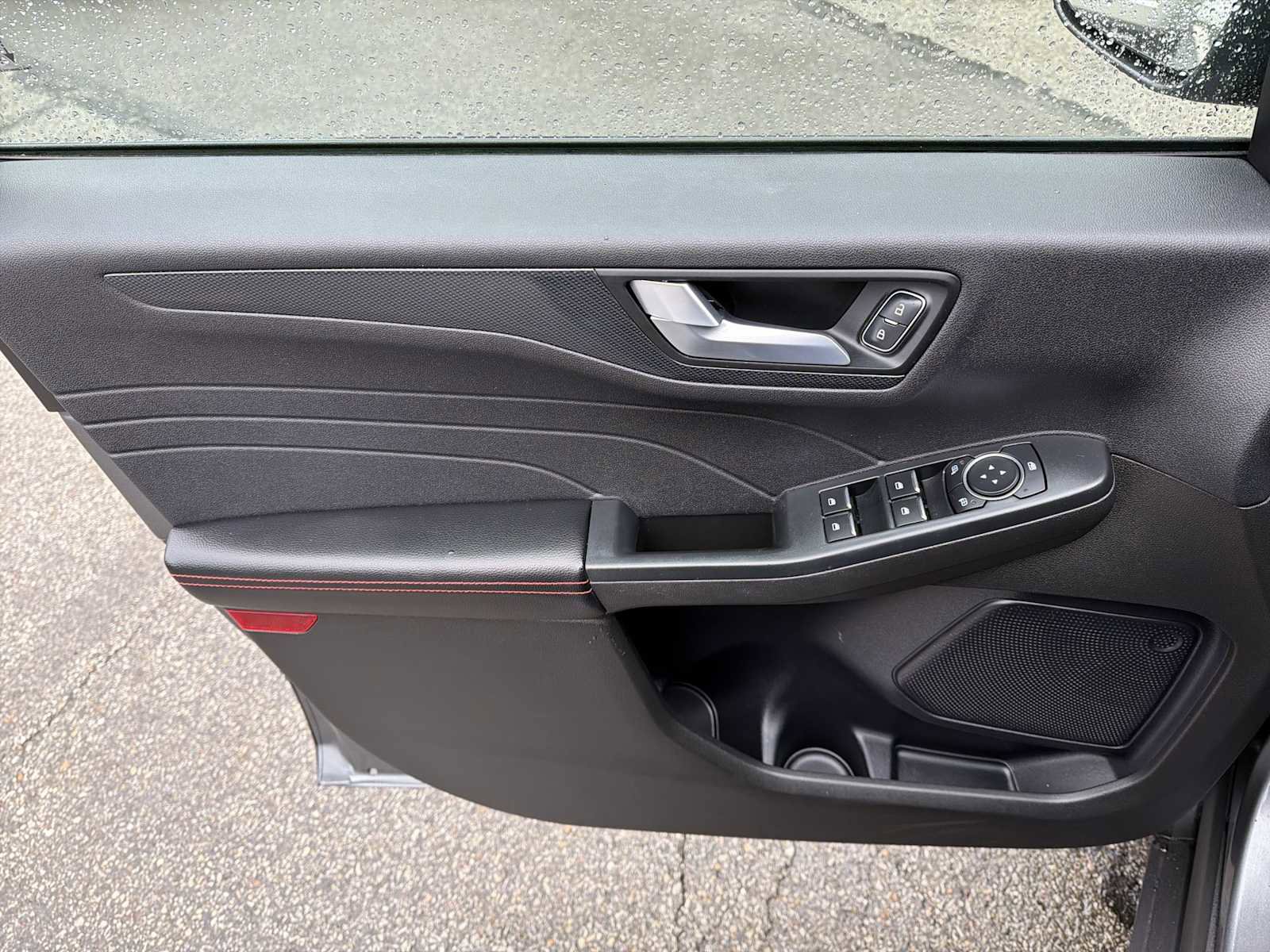 Used 2024 Ford Escape ST-Line image 21