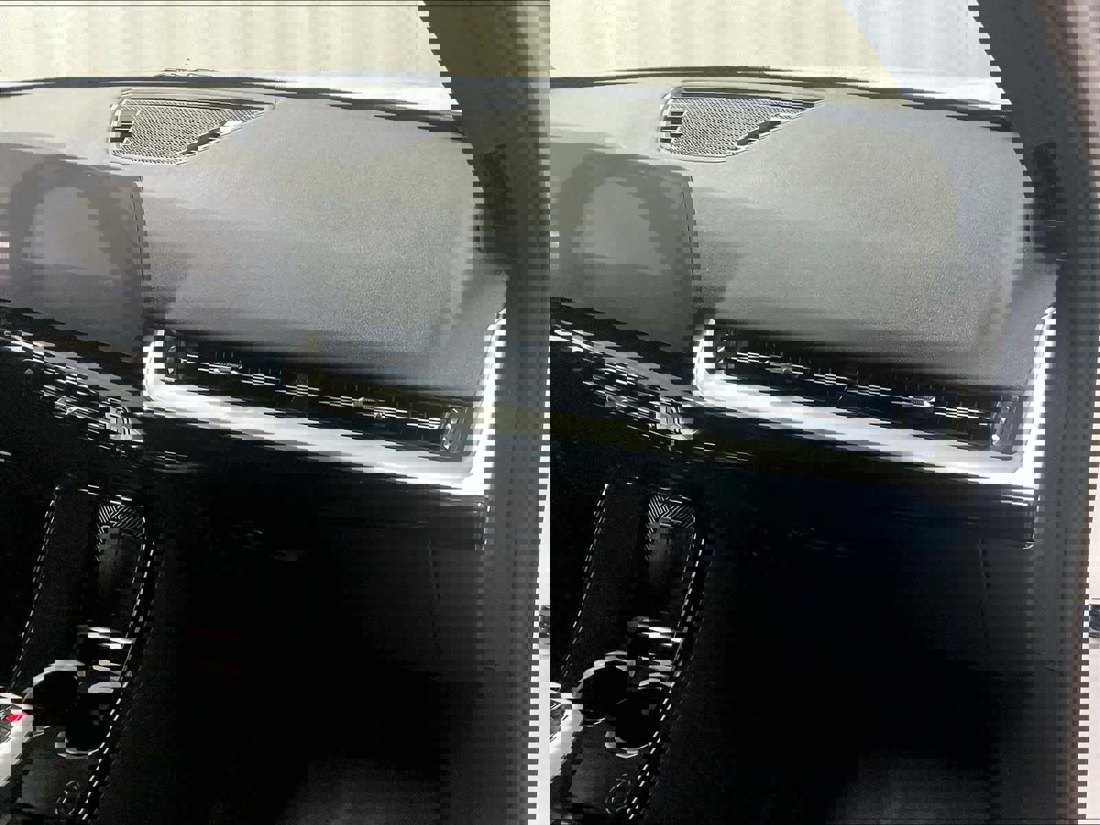 Used 2023 BMW X1 xDrive28i image 13