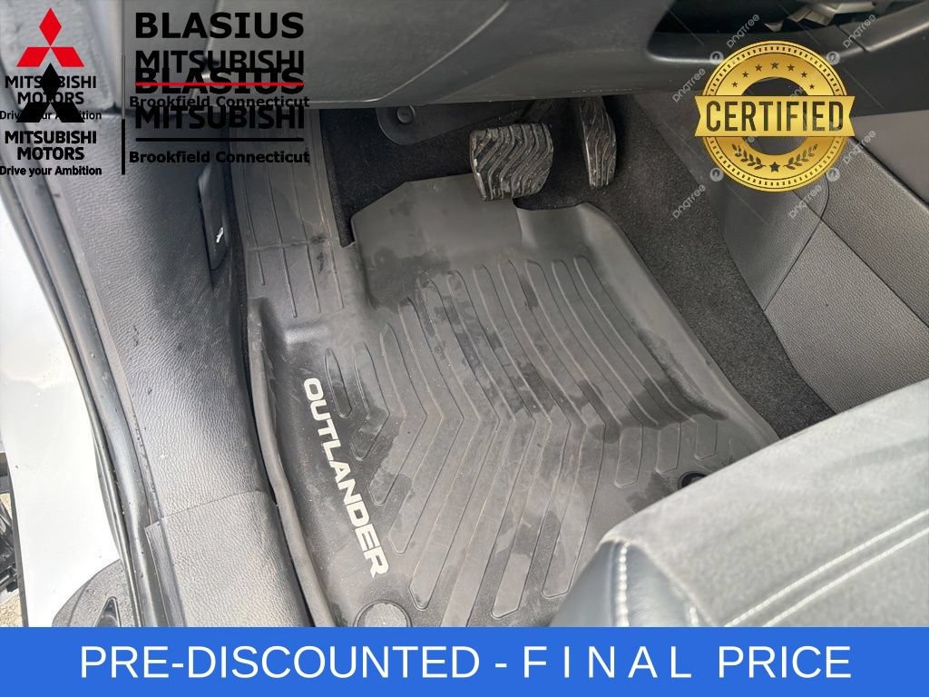 Used 2023 Mitsubishi Outlander 4WD Plug-In Hybrid image 19