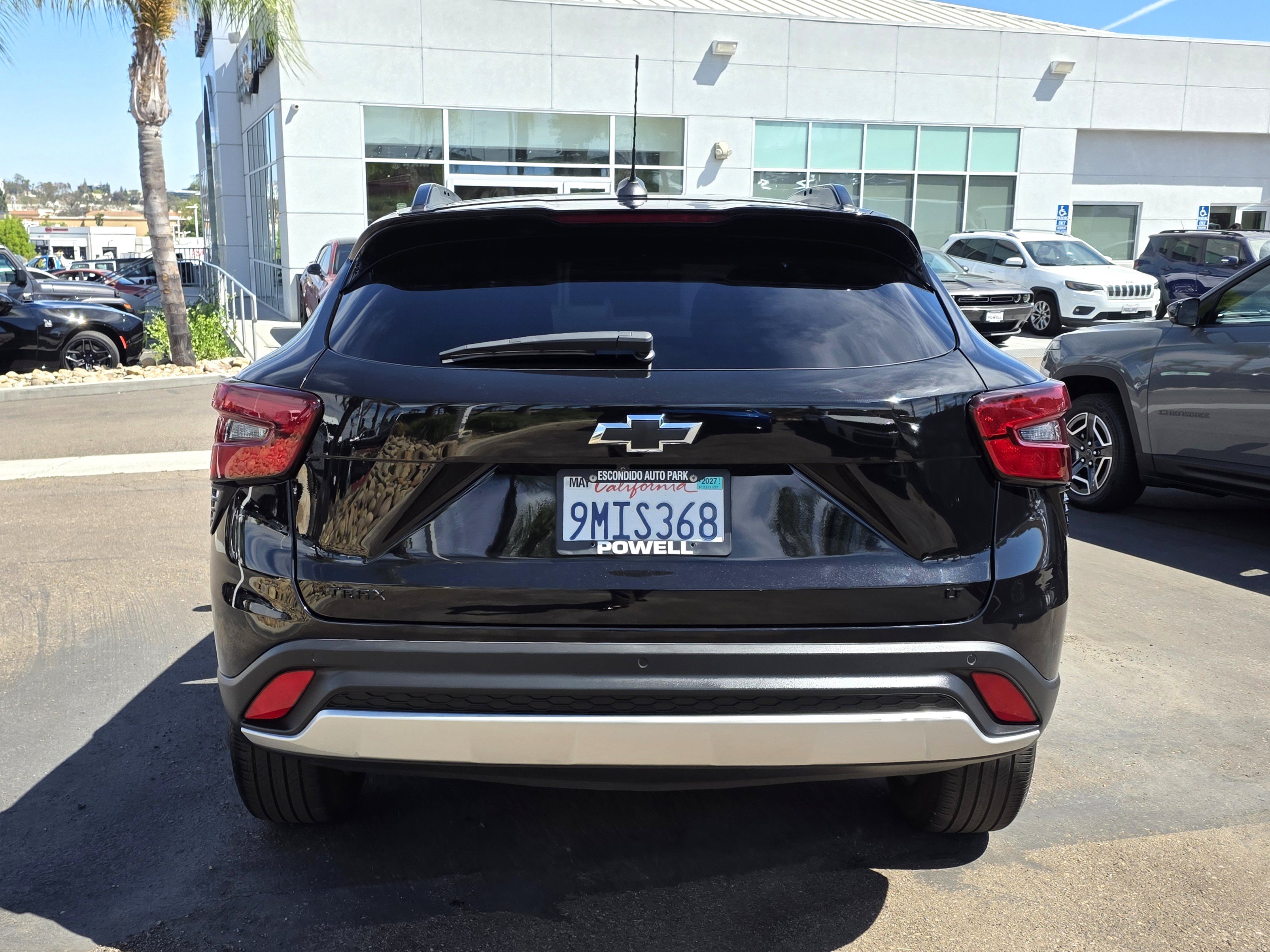 Used 2024 Chevrolet Trax LT w/ Driver Confidence Package FWD image 4