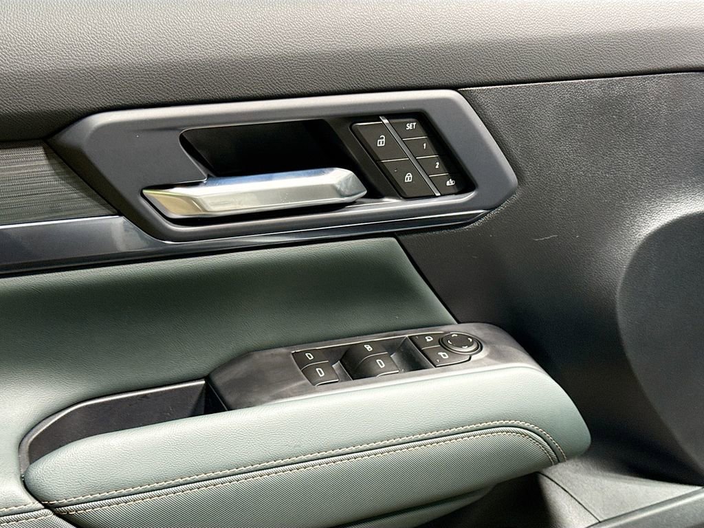 New 2026 GMC Terrain AT4 w/ Convenience Package III image 17