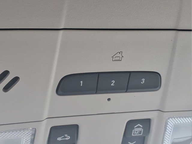 Used 2020 GMC Terrain Denali w/ Denali Premium Package image 11