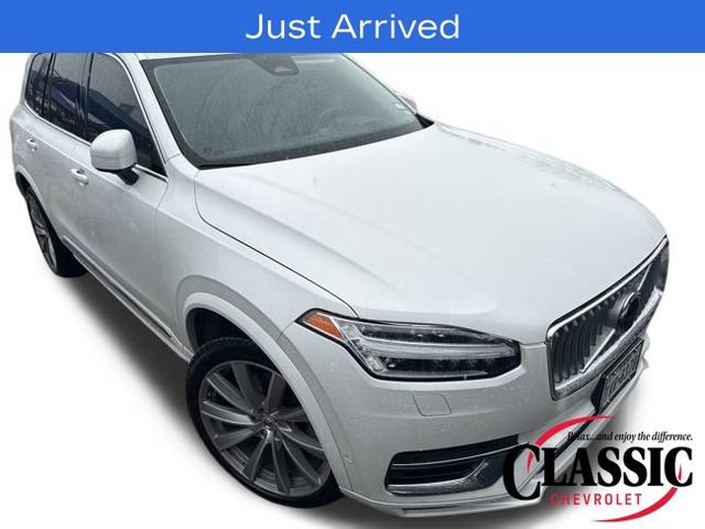 Used 2023 Volvo XC90 B6 Ultimate w/ Lounge Package image 19
