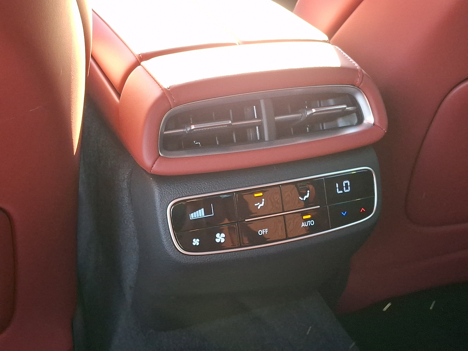 Certified 2024 Genesis G80 3.5T Sport AWD/4WD image 11