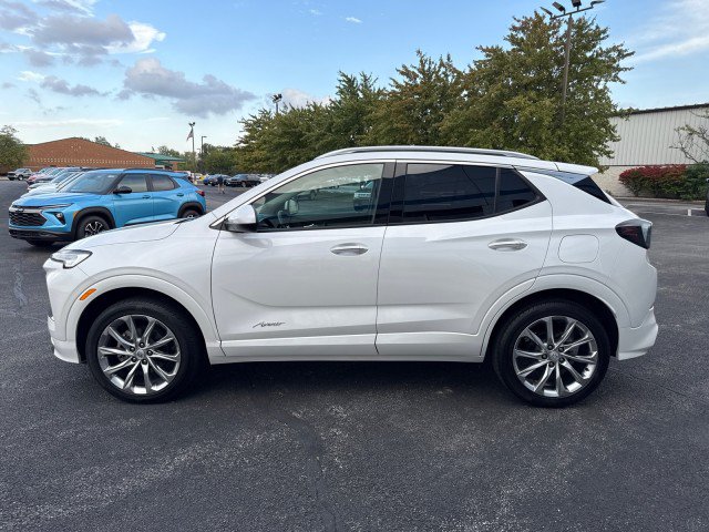 Used 2024 Buick Encore GX Avenir w/ Avenir Convenience Package AWD/4WD image 6