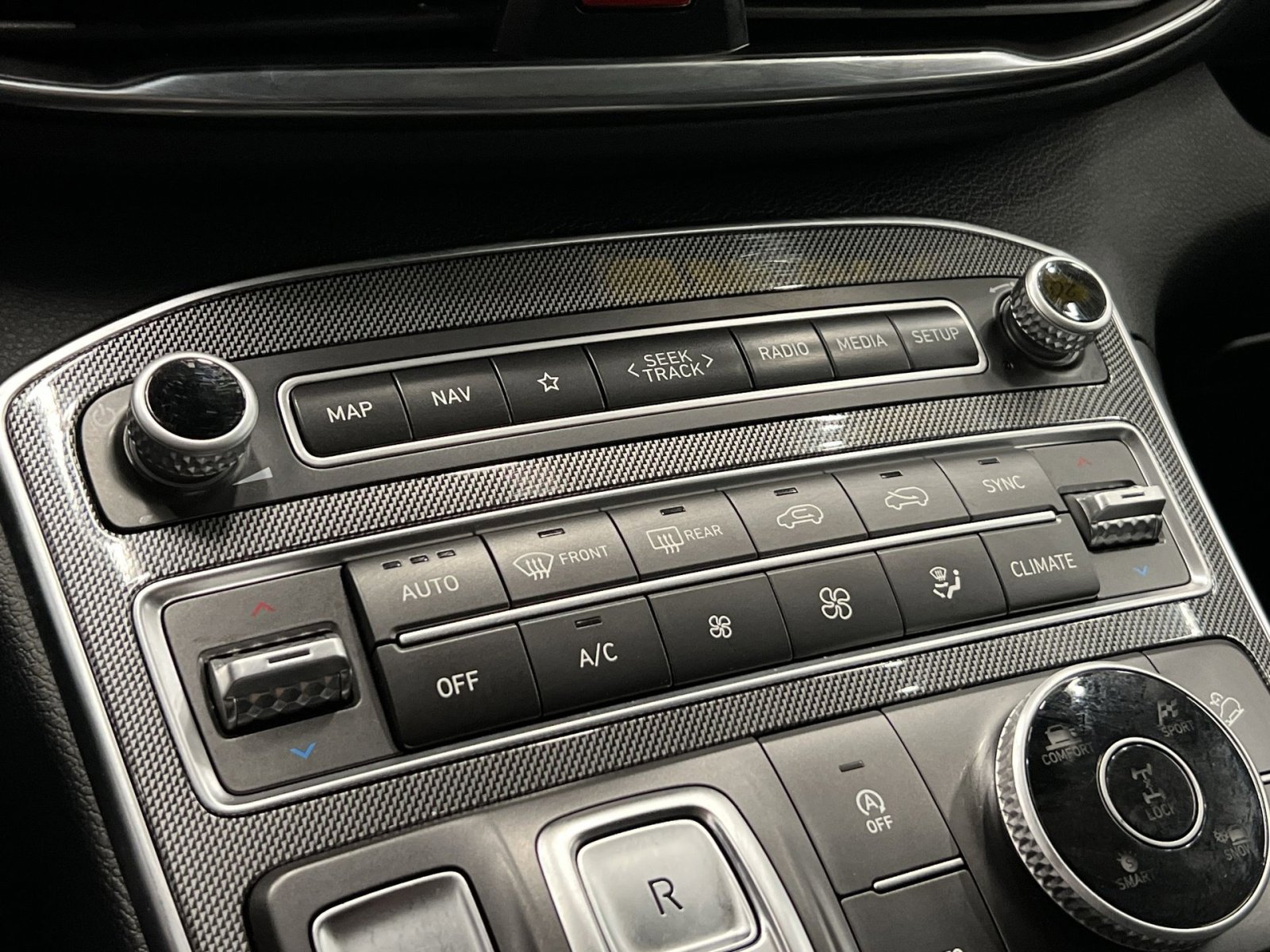 Used 2023 Hyundai Santa Fe SEL image 18