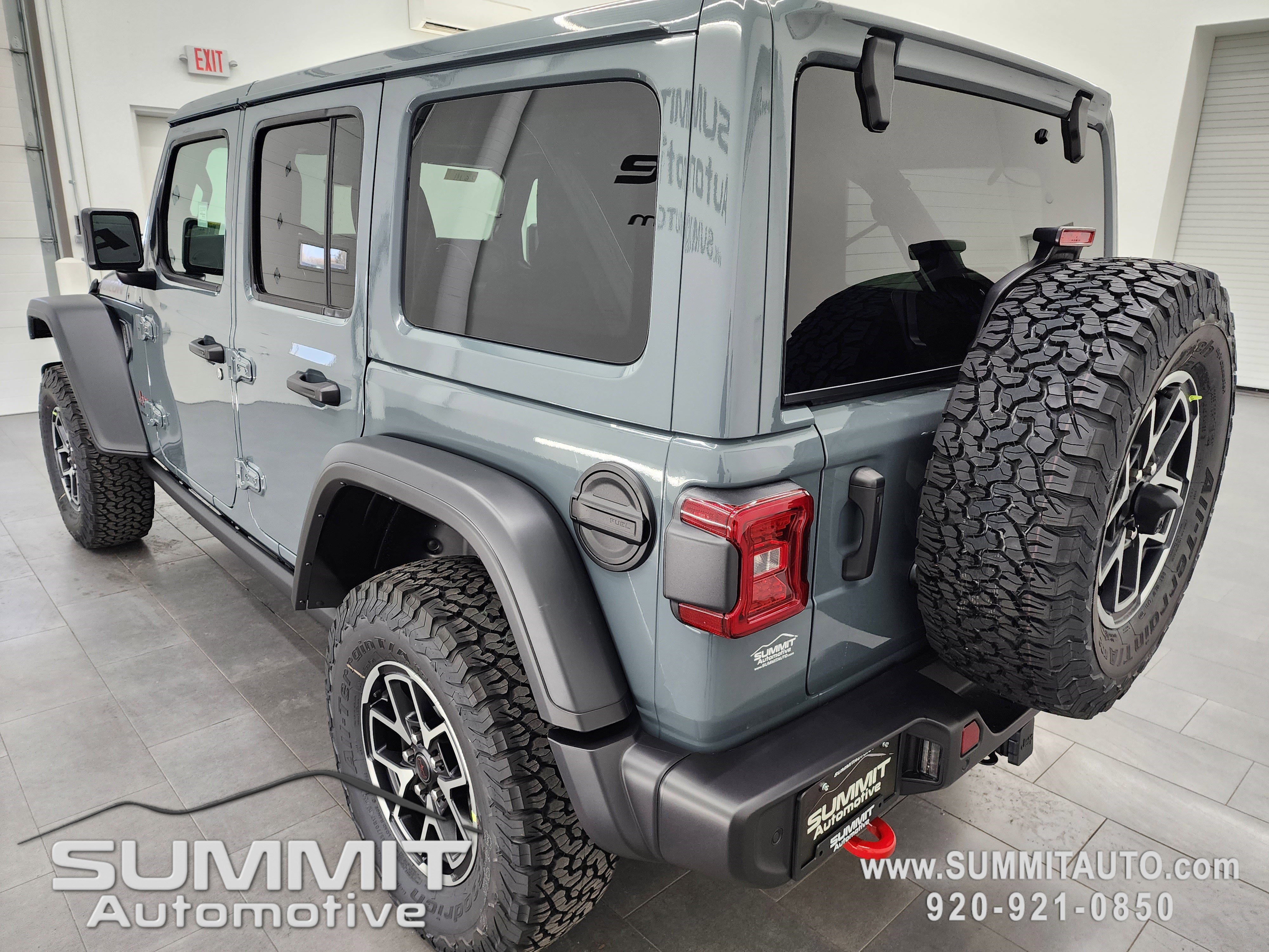 New 2026 Jeep Wrangler Unlimited Rubicon w/ Safety Group image 5