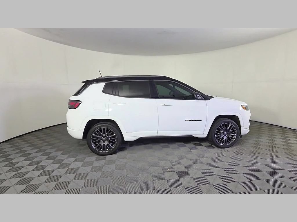 Used 2022 Jeep Compass High Altitude AWD/4WD image 38