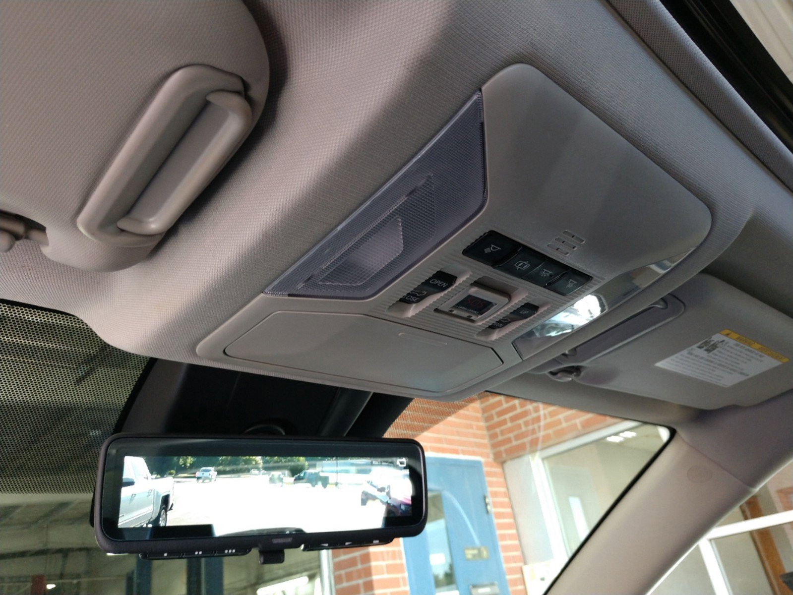 Used 2019 Toyota RAV4 Limited image 29