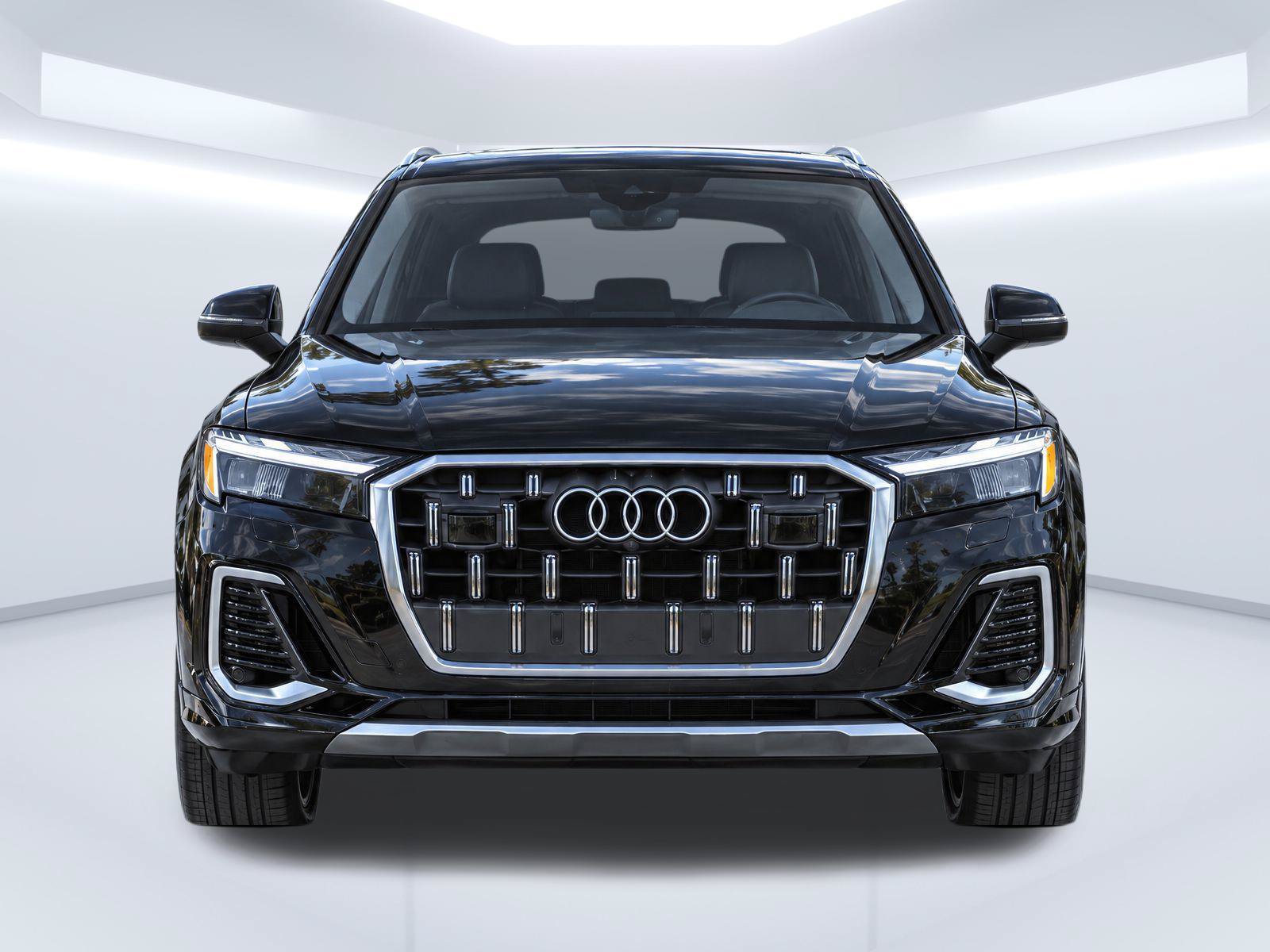 Used 2025 Audi Q7 3.0T Premium Plus w/ Premium Plus Package AWD/4WD image 5