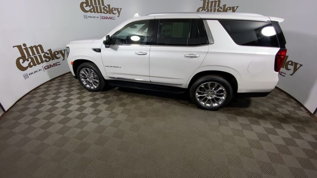 Certified 2023 GMC Yukon SLT w/ SLT Premium Package image 5