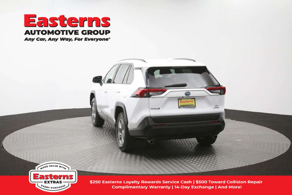 Used 2023 Toyota RAV4 LE AWD/4WD image 65