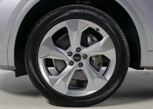 Certified 2022 Audi Q5 2.0T Premium Plus w/ Premium Plus Package image 31