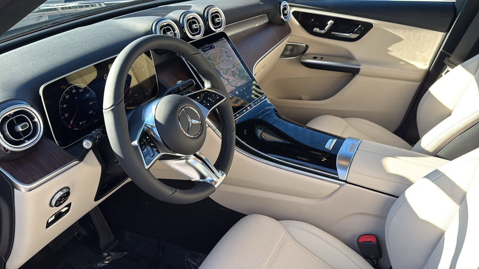 New 2026 Mercedes-Benz GLC 300 4MATIC image 28