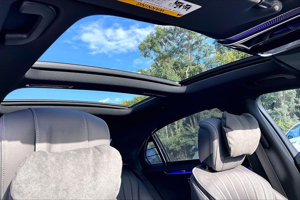 Certified 2023 Mercedes-Benz S 500 4MATIC image 17