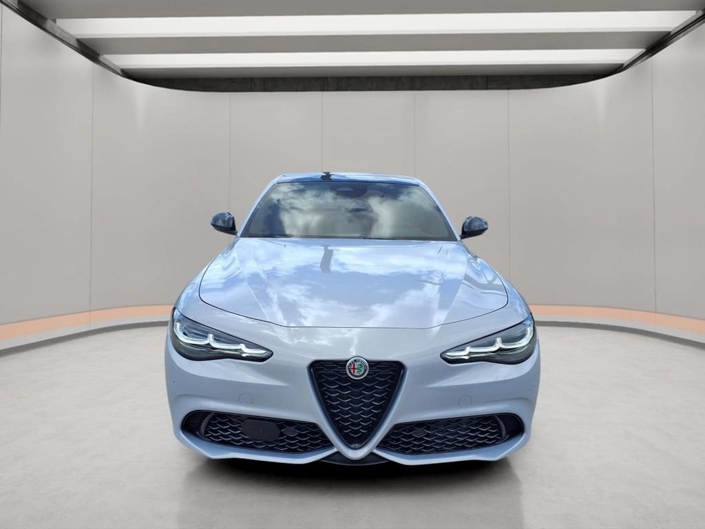New 2026 Alfa Romeo Giulia RWD image 2