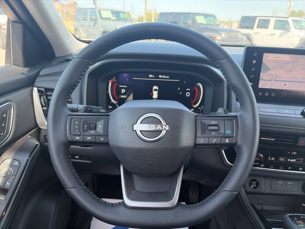 Used 2026 Nissan Rogue Platinum w/ Platinum Premium Package AWD/4WD image 15