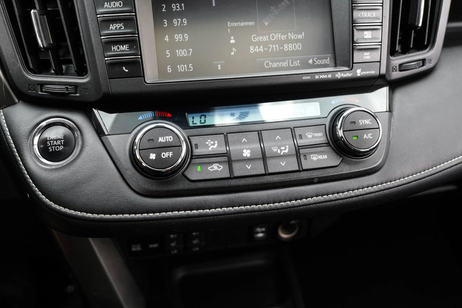 Used 2017 Toyota RAV4 Limited FWD image 29