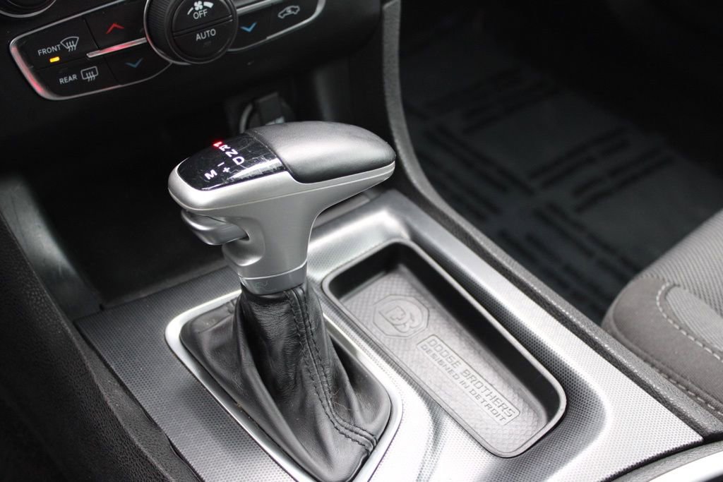 Used 2016 Dodge Charger SXT image 36