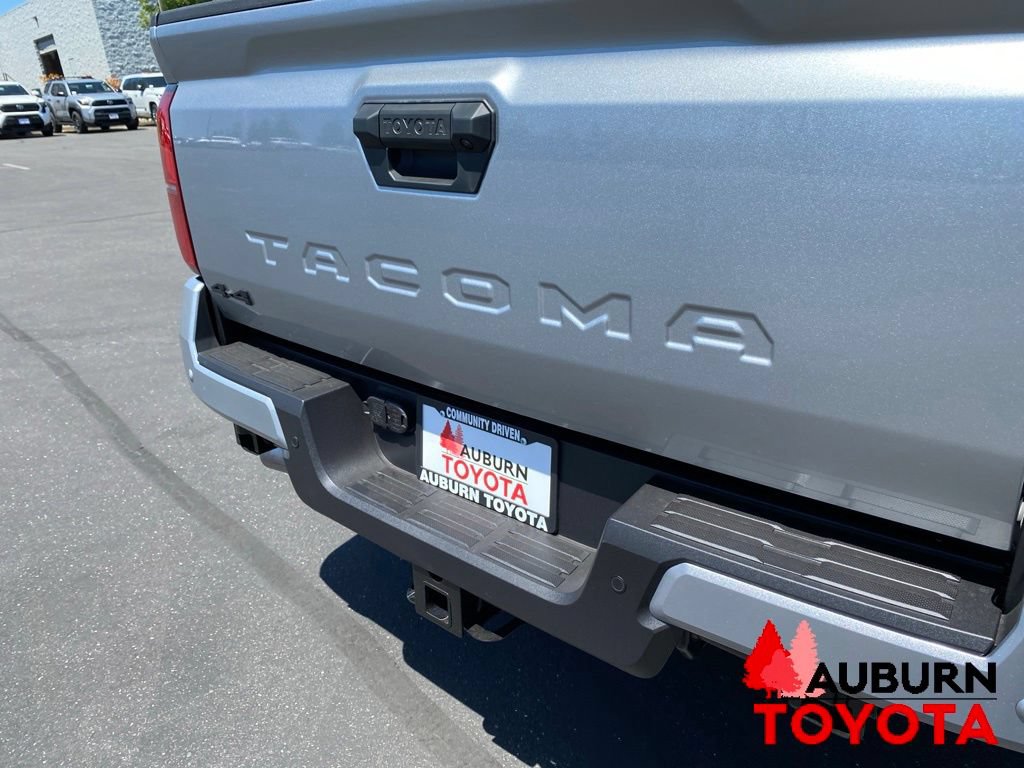 New 2026 Toyota Tacoma TRD Off-Road AWD/4WD image 10