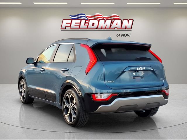 Used 2024 Kia Niro EX Touring FWD image 3